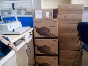 宏基AX316投影機辦公培訓(xùn)宏碁AX316投影儀